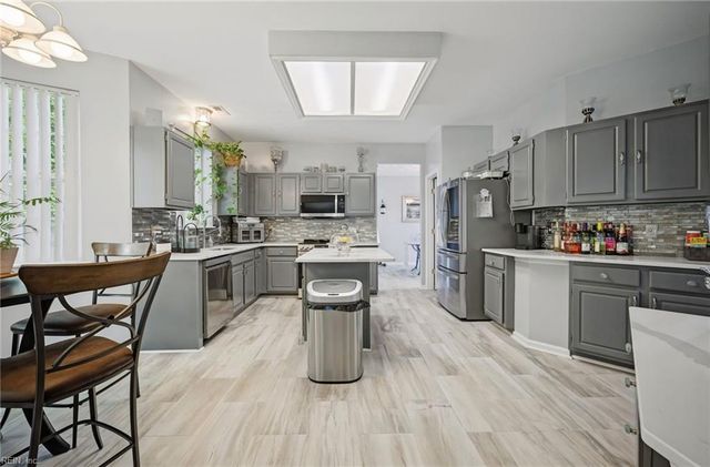1142 Woods PW, Suffolk, VA 23434