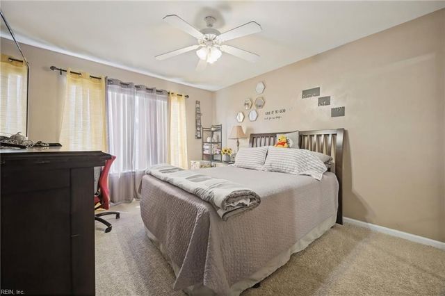 1142 Woods PW, Suffolk, VA 23434