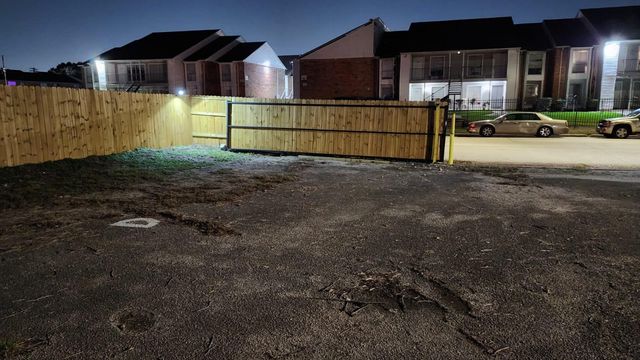 9702 Crofton Street, Houston, TX 77016