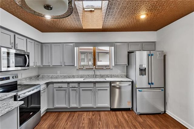 510 Franklin Ave, Vandergrift, PA 15690