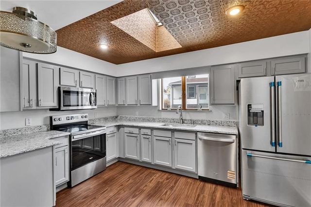 510 Franklin Ave, Vandergrift, PA 15690