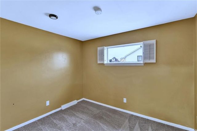 510 Franklin Ave, Vandergrift, PA 15690