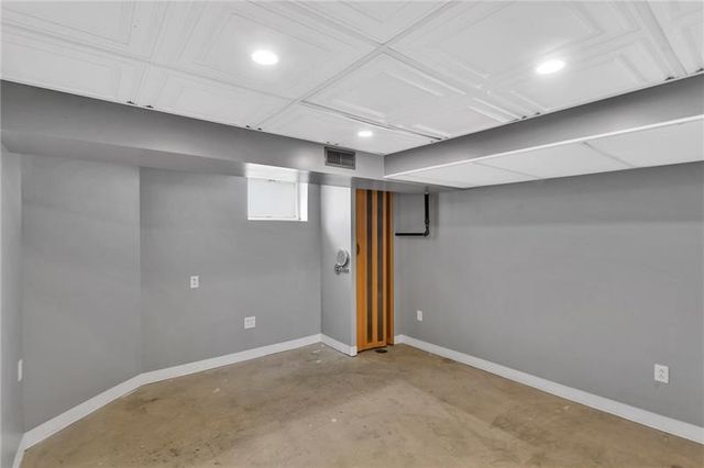 510 Franklin Ave, Vandergrift, PA 15690