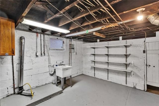 510 Franklin Ave, Vandergrift, PA 15690