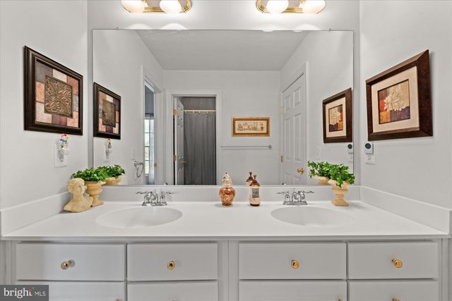 43041 LAGO STELLA PL, Ashburn, VA 20148