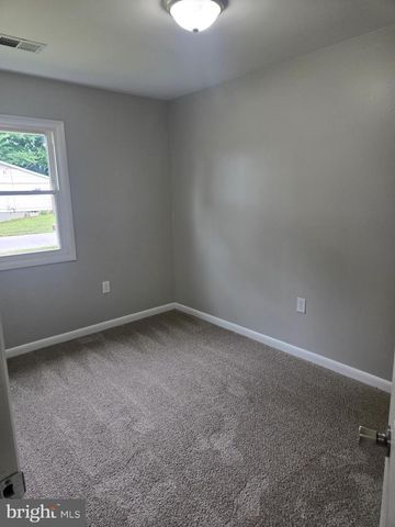 65 HAWTHORNE AVE, Martinsburg, WV 25401