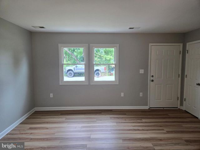 65 HAWTHORNE AVE, Martinsburg, WV 25401