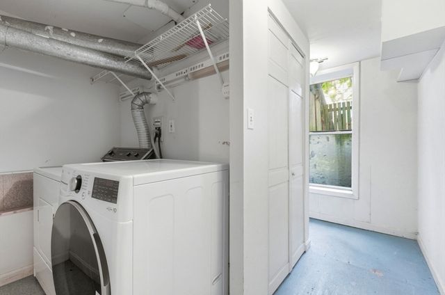 29-31 Washburn Ave 1B, Cambridge, MA 01240