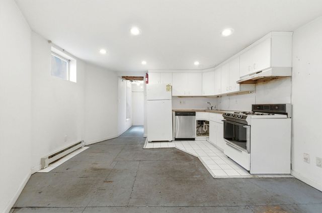 29-31 Washburn Ave 1B, Cambridge, MA 01240