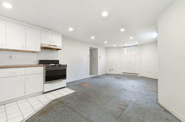 29-31 Washburn Ave 1B, Cambridge, MA 01240