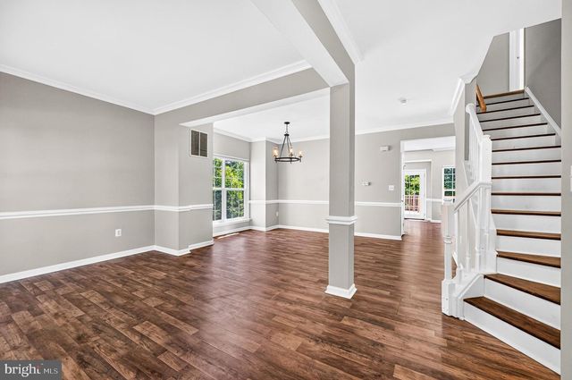 6853 HOLLOW GLEN CT, Gainesville, VA 20155