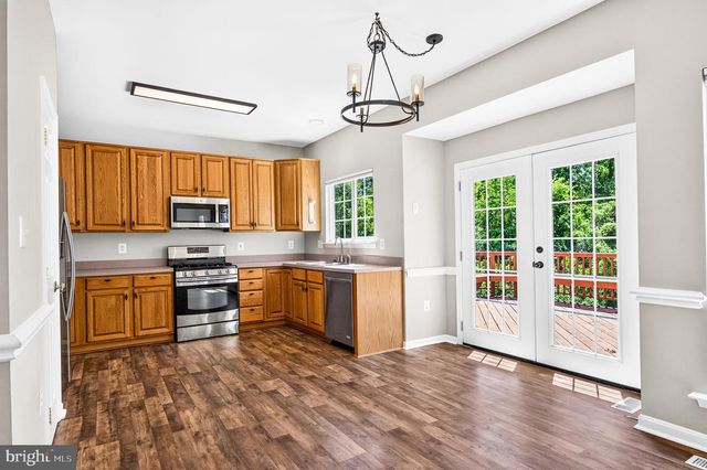 6853 HOLLOW GLEN CT, Gainesville, VA 20155