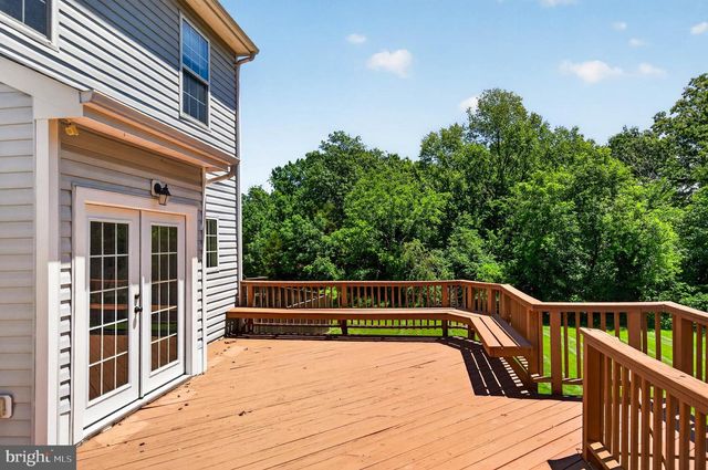 6853 HOLLOW GLEN CT, Gainesville, VA 20155