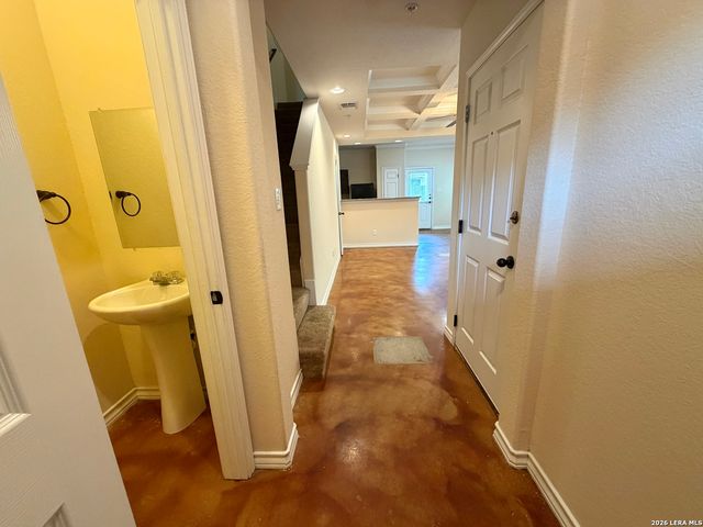 5017 Stowers Blvd, San Antonio, TX 78238