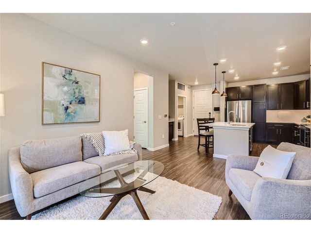 400 E Fremont Pl 206, Centennial, CO 80122