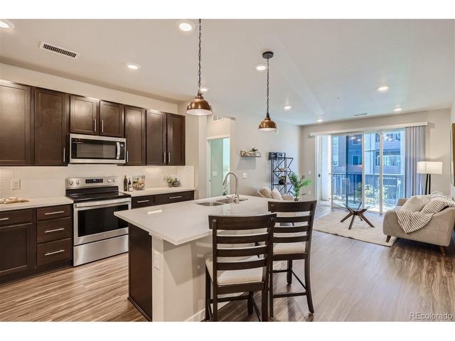 400 E Fremont Pl 206, Centennial, CO 80122