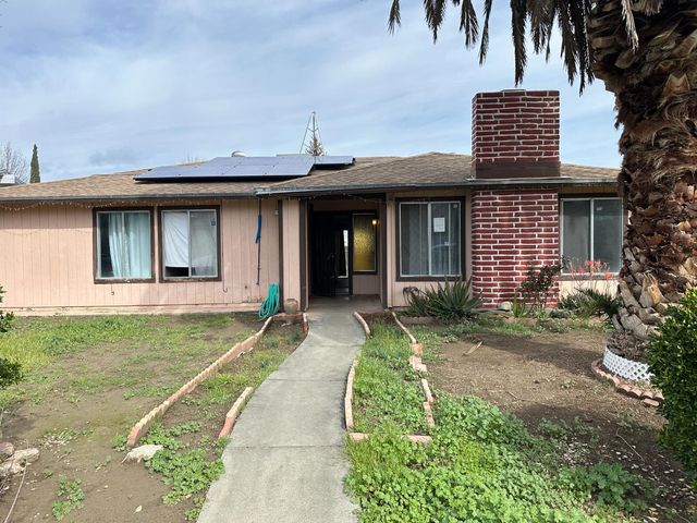 450 W Sacramento Street, Coalinga, CA 93210