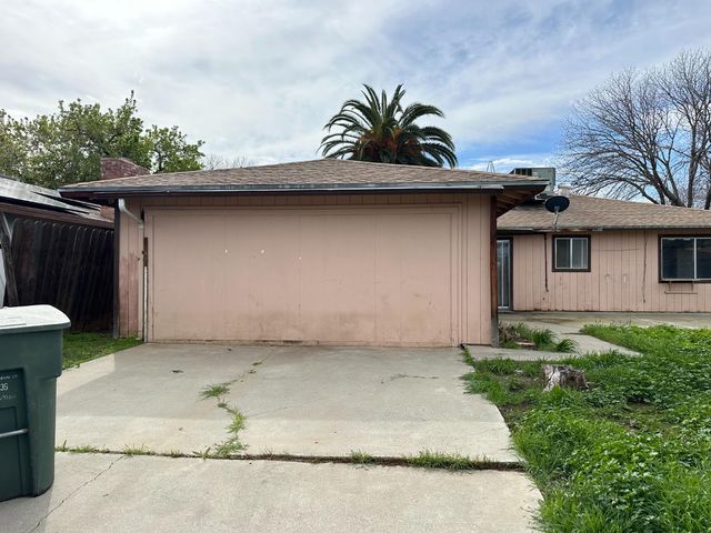 450 W Sacramento Street, Coalinga, CA 93210