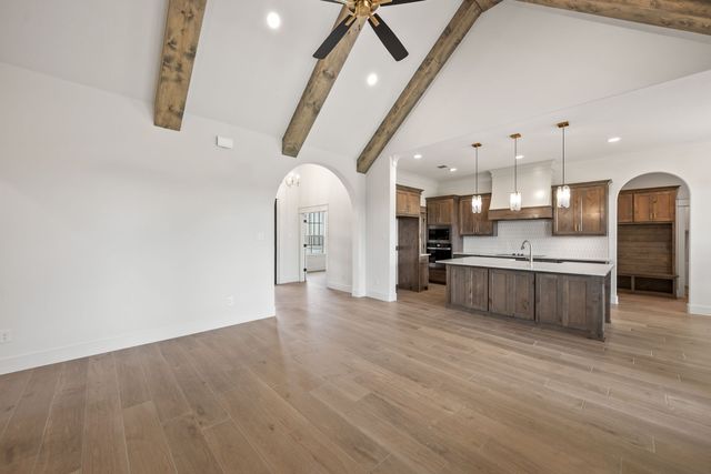 853 Dog Wood Road, Weatherford, TX 76085