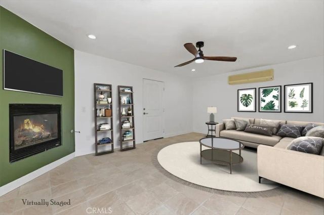 1045 Villorrio South, Palm Springs, CA 92262