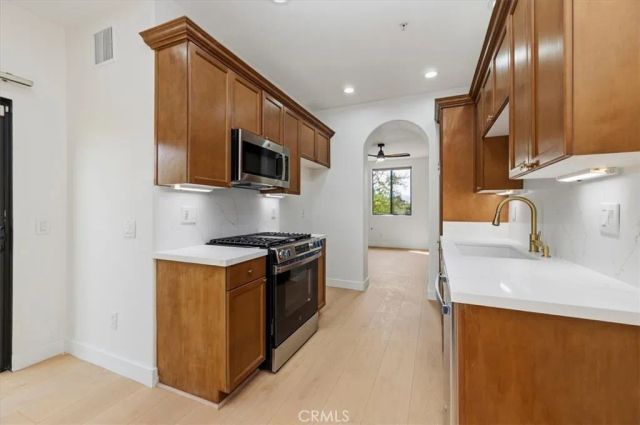 1045 Villorrio South, Palm Springs, CA 92262