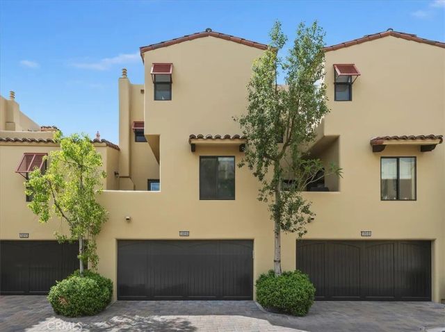 1045 Villorrio South, Palm Springs, CA 92262