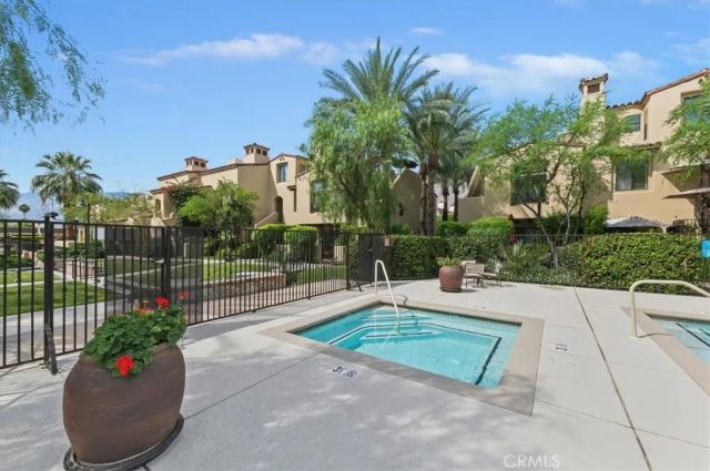 1045 Villorrio South, Palm Springs, CA 92262