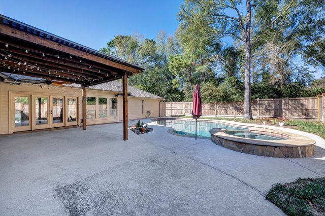 2511 Bridgestone Park Lane, Spring, TX 77386