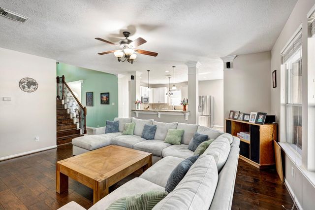 2511 Bridgestone Park Lane, Spring, TX 77386