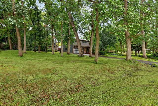 8615 Coral Road, Wonder Lake, IL 60097