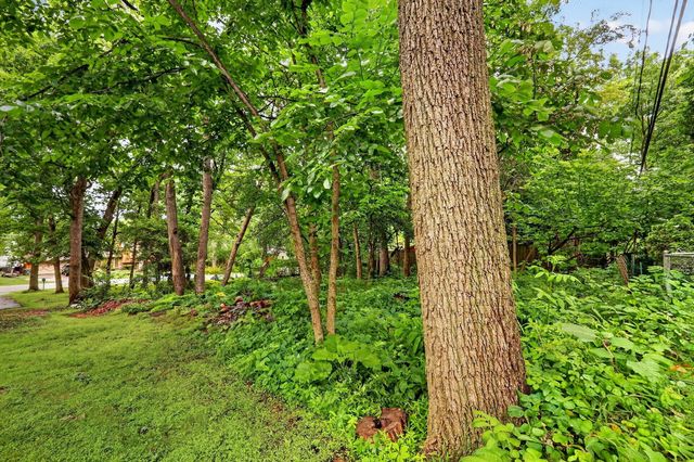 8615 Coral Road, Wonder Lake, IL 60097
