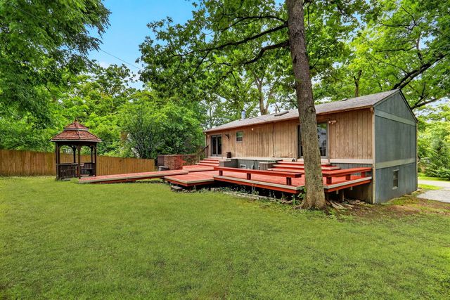 8615 Coral Road, Wonder Lake, IL 60097