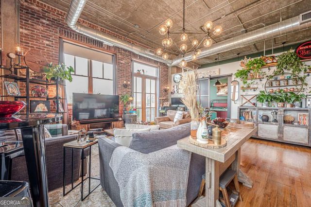 3235 Roswell Road NE 819, Atlanta, GA 30305