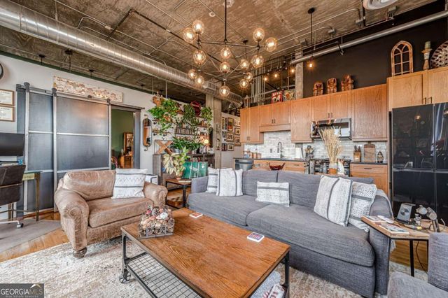 3235 Roswell Road NE 819, Atlanta, GA 30305