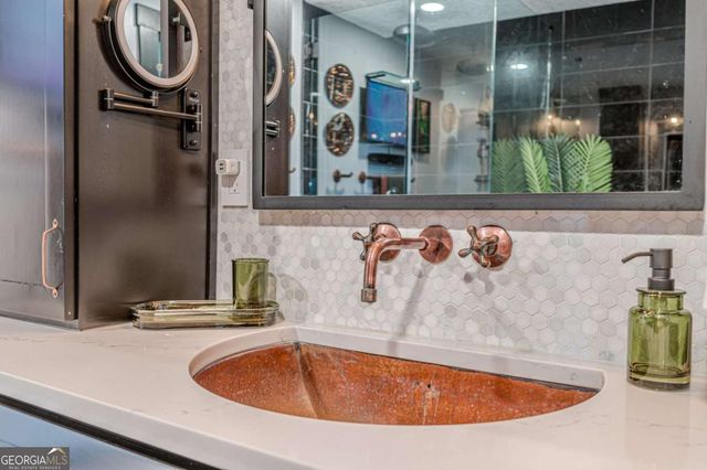 3235 Roswell Road NE 819, Atlanta, GA 30305