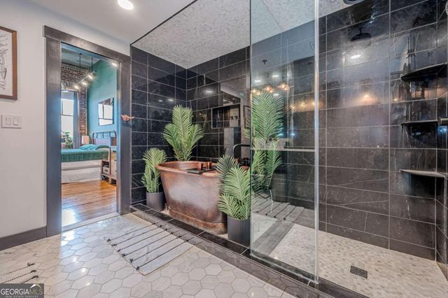 3235 Roswell Road NE 819, Atlanta, GA 30305