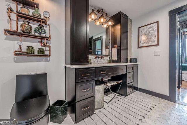 3235 Roswell Road NE 819, Atlanta, GA 30305