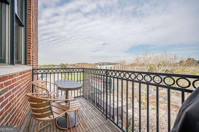 3235 Roswell Road NE 819, Atlanta, GA 30305