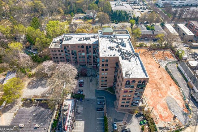 3235 Roswell Road NE 819, Atlanta, GA 30305