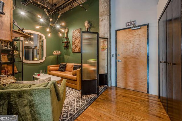 3235 Roswell Road NE 819, Atlanta, GA 30305