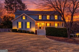 1974 Emerson Lake Circle, Snellville, GA 30078