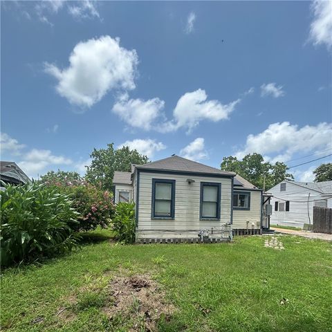 438 Breckenridge Dr, Corpus Christi, TX 78408