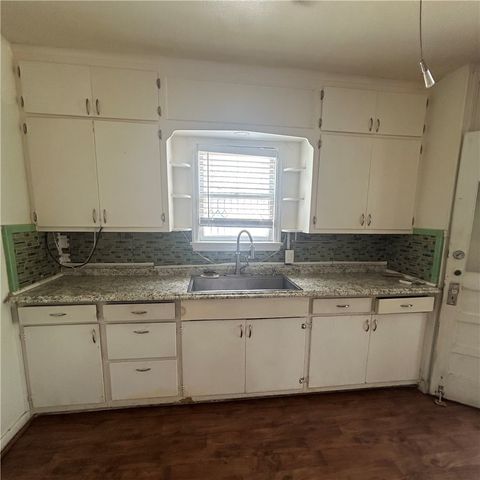 438 Breckenridge Dr, Corpus Christi, TX 78408