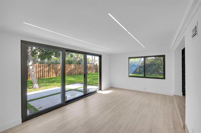 1257 NW 4th Street, Boca Raton, FL 33486