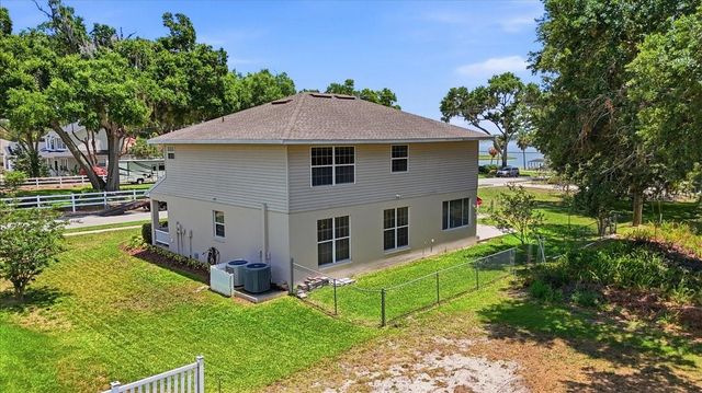1503 AUBURN OAKS BOULEVARD, Auburndale, FL 33823