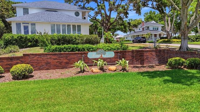 1503 AUBURN OAKS BOULEVARD, Auburndale, FL 33823