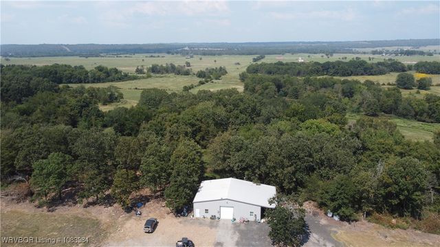 8979 Grand Prairie Road, Charleston, AR 72933