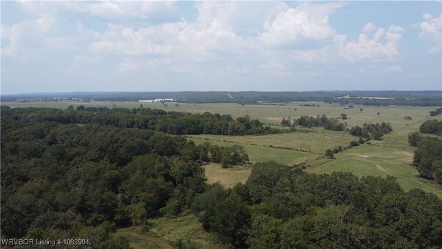 8979 Grand Prairie Road, Charleston, AR 72933