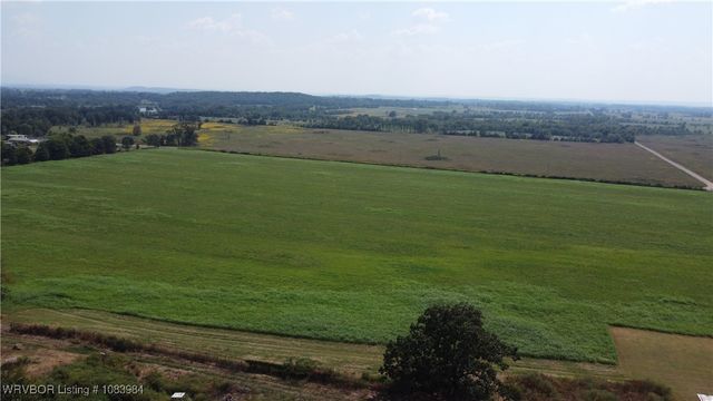 8979 Grand Prairie Road, Charleston, AR 72933