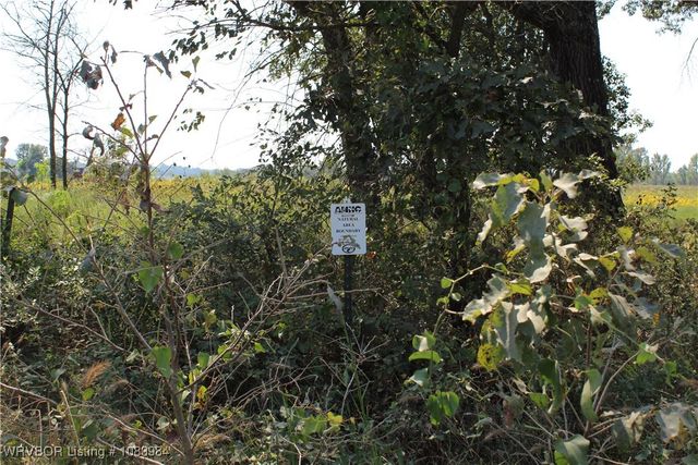 8979 Grand Prairie Road, Charleston, AR 72933